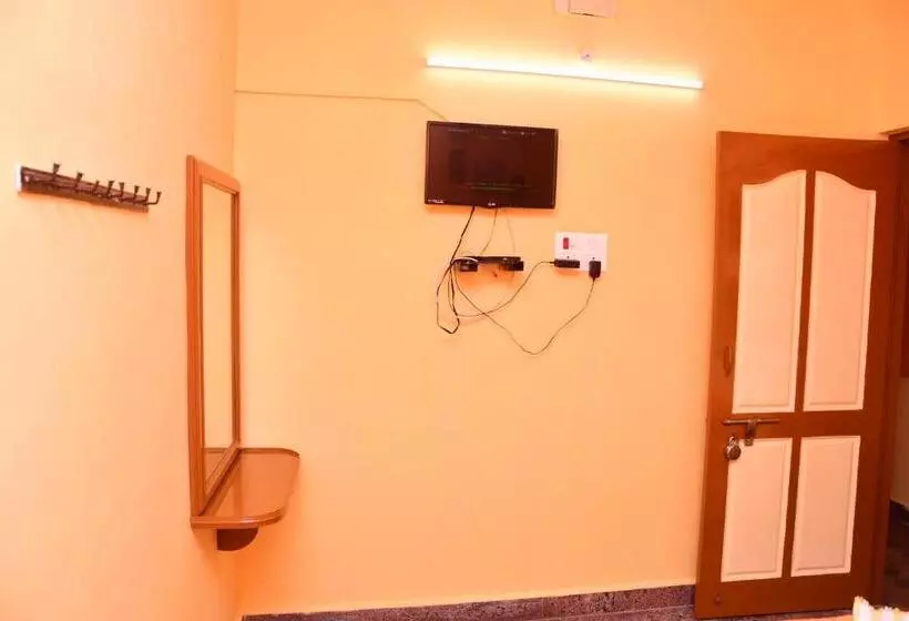 ホテル Malar Restaurant Ands