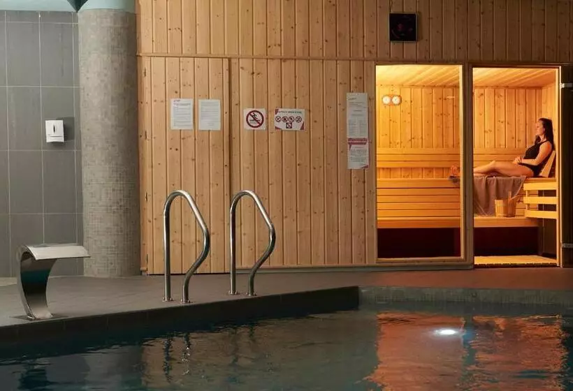 هتل Villages Clubs Du Soleil   Oz En Oisans