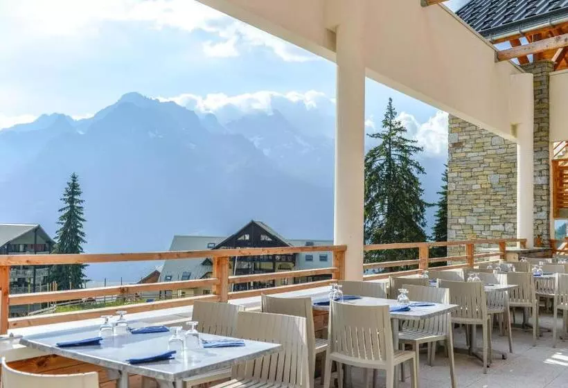 هتل Villages Clubs Du Soleil   Oz En Oisans