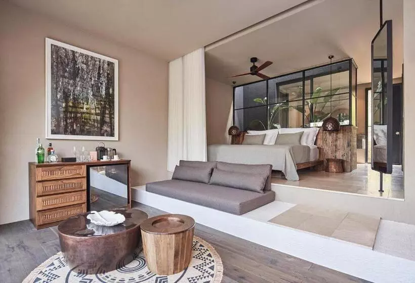 ホテル Yazz Collective