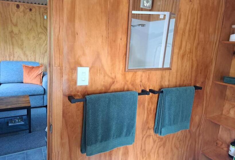 膳宿费 Crinkly Cottage