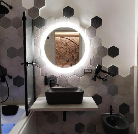 Пансион Royal Retreat