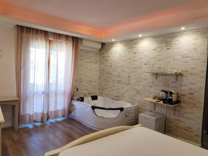 Пансион Royal Retreat