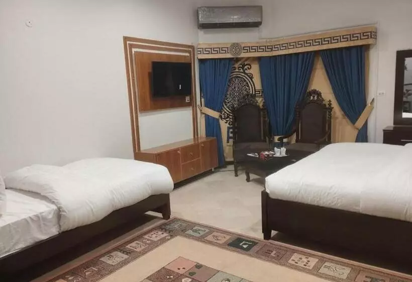 پانسیون Trail Residency Guest House