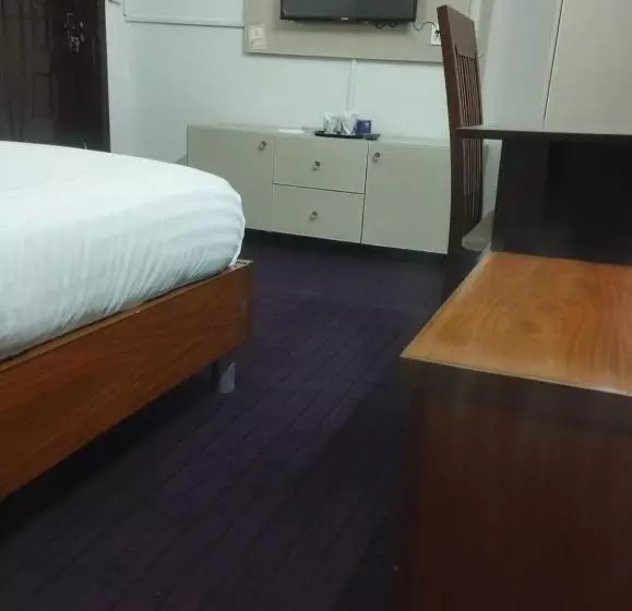 پانسیون Trail Residency Guest House