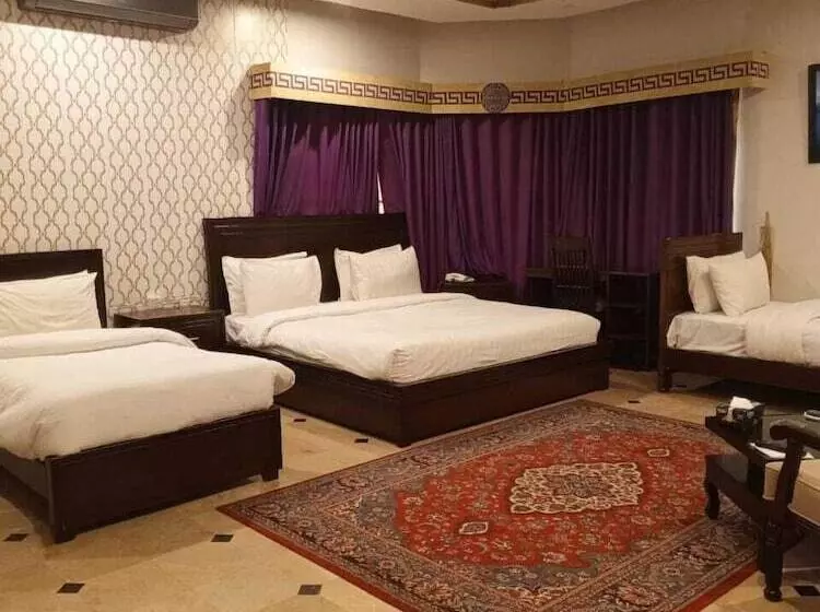 پانسیون Trail Residency Guest House