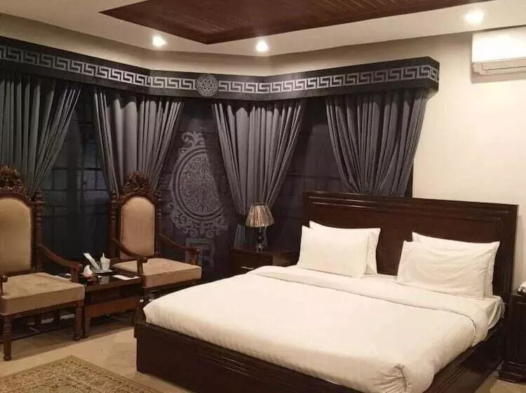 پانسیون Trail Residency Guest House