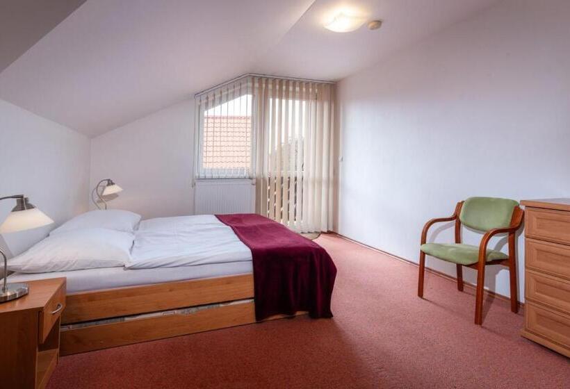 بنسيون Villa Svorad Prosiecka Dolina