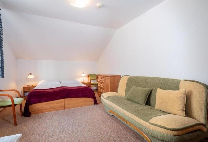 بنسيون Villa Svorad Prosiecka Dolina