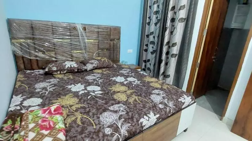 Hotel O Sirsa Hotel & Guest House