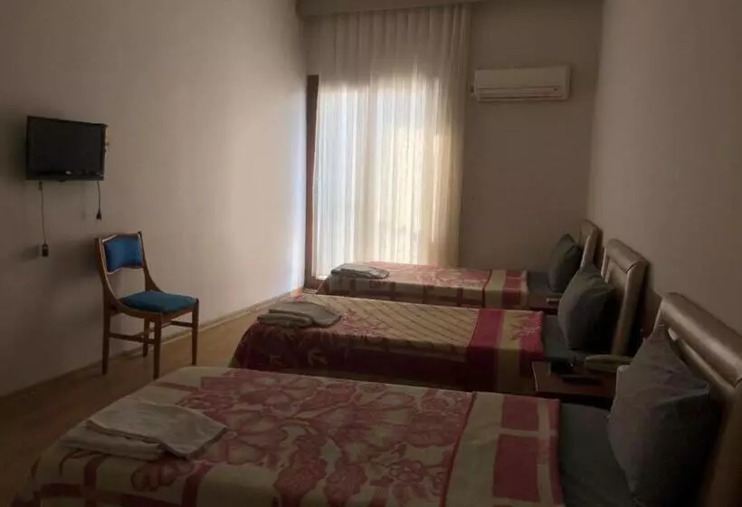 Yaşar Otel