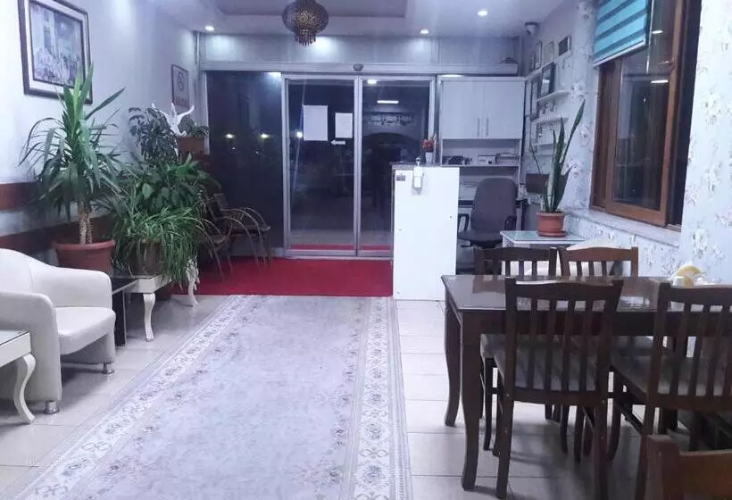 Yaşar Otel