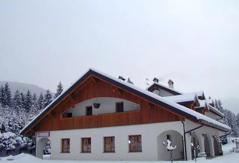 Aamiaismajoitus (B&B) Affittacamere Alle Trote