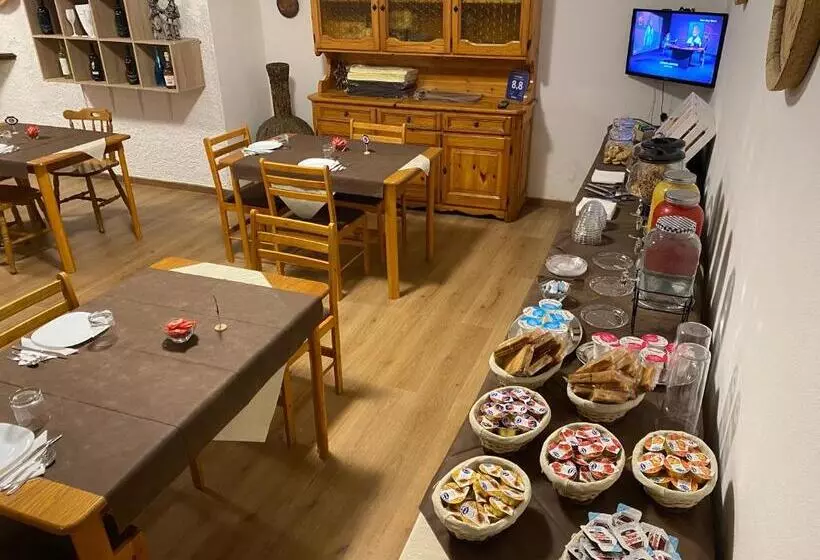 تختخواب و صبحانه Villa Marogna