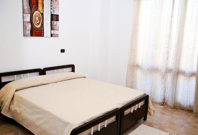 مبيت وإفطار Villa Marogna