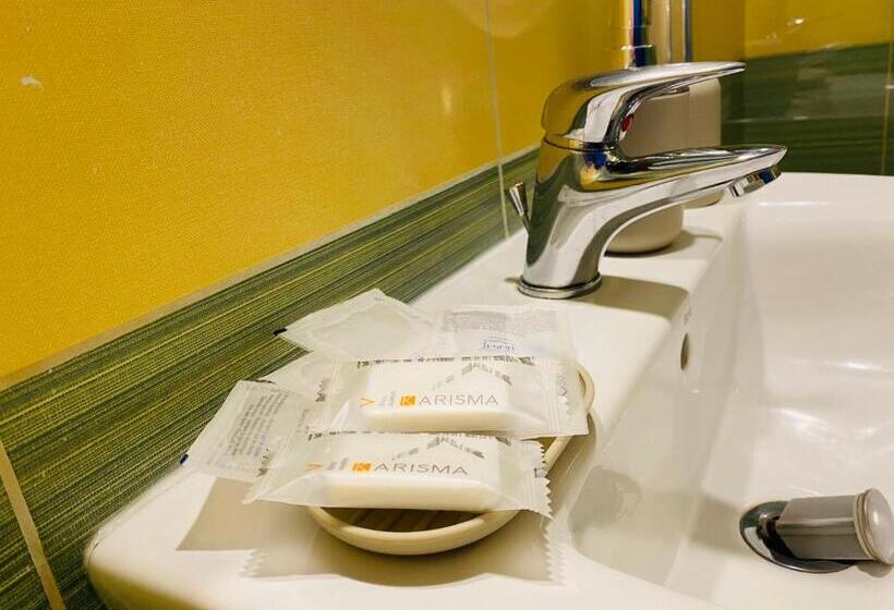 مبيت وإفطار Villa Marogna