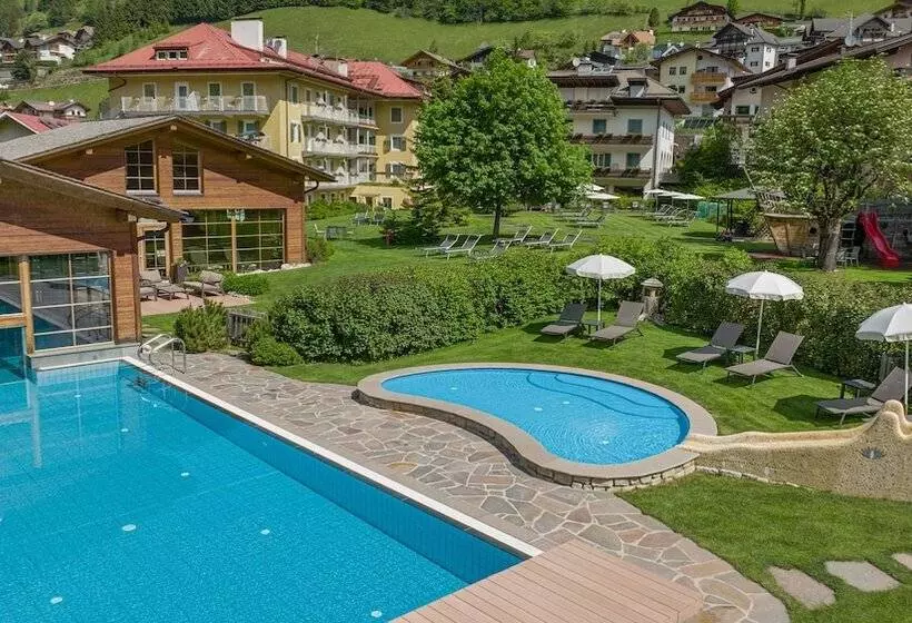 Family Hotel Posta