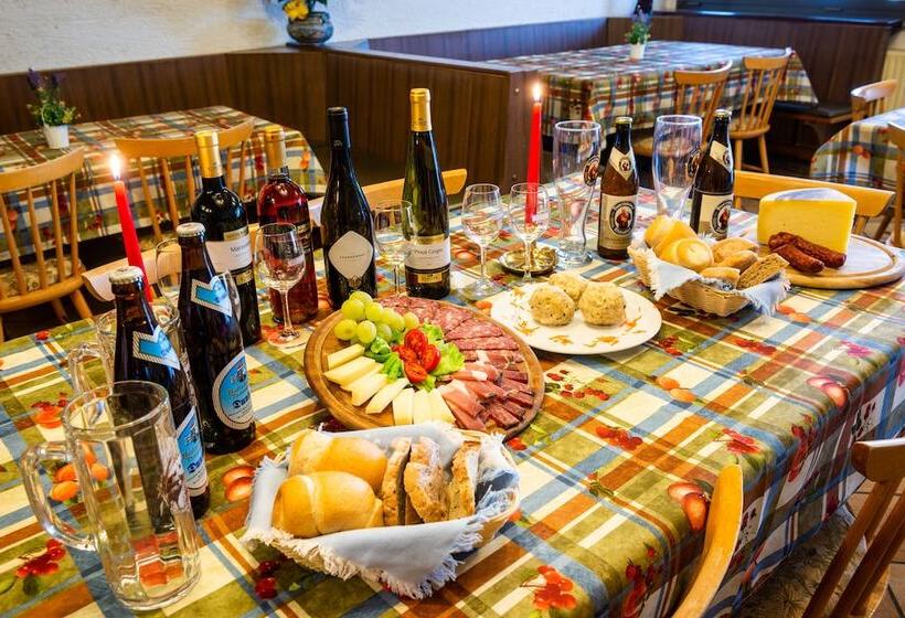 בית מלון כפרי Albergo Bucaneve