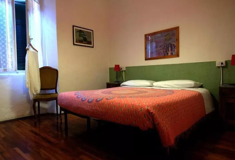 ホテル Albergo La Montanara