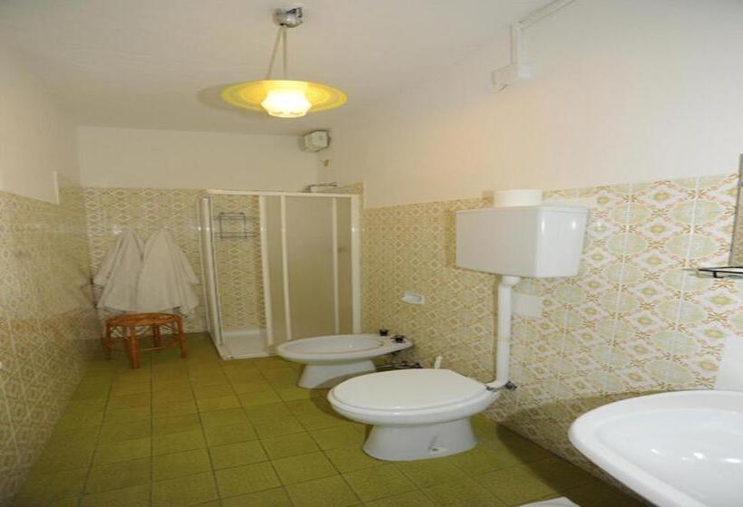 فندق Albergo La Montanara