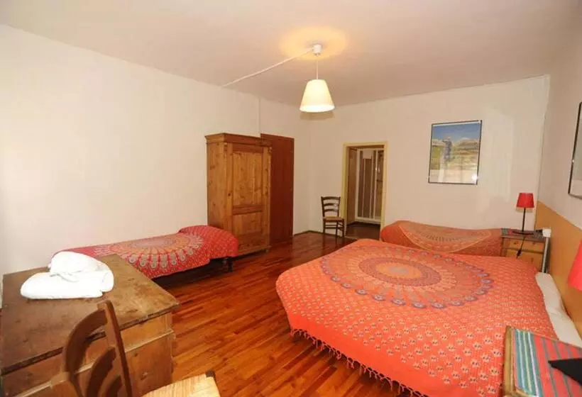 ホテル Albergo La Montanara