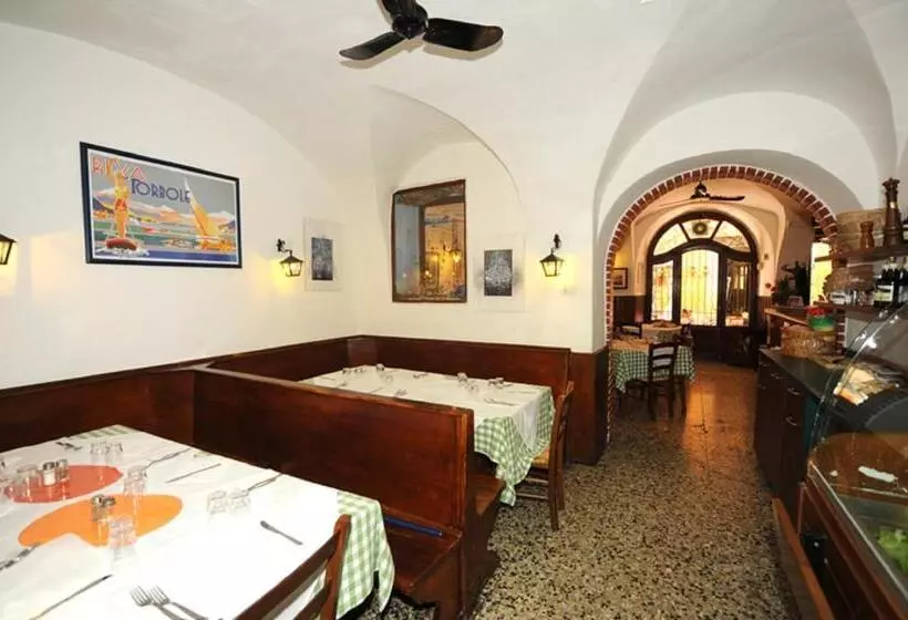 ホテル Albergo La Montanara