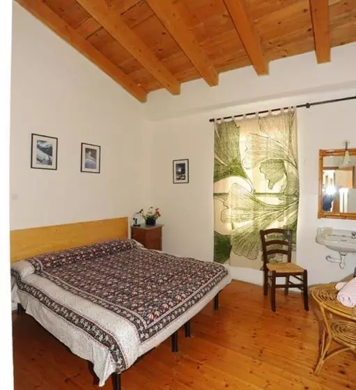 ホテル Albergo La Montanara