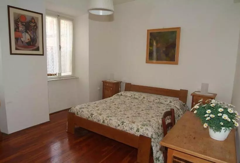 ホテル Albergo La Montanara