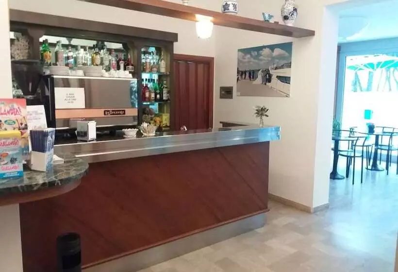 هتل Bermuda