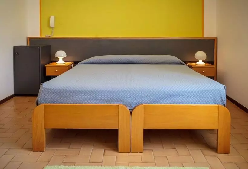 هتل Bermuda