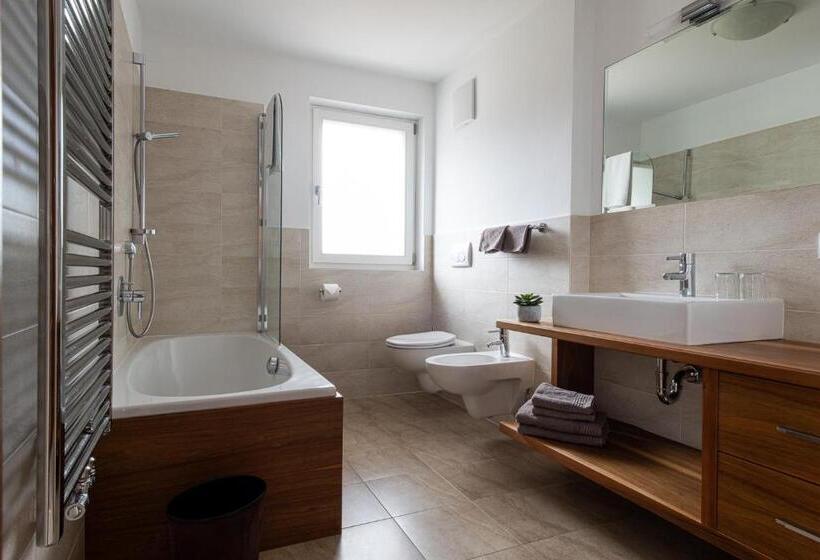 בית מלון כפרי Garni Sunela