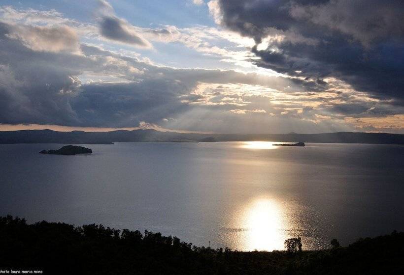 בית מלון כפרי Il Caminetto Montefiascone