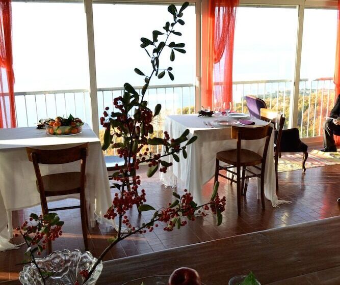 בית מלון כפרי Il Caminetto Montefiascone