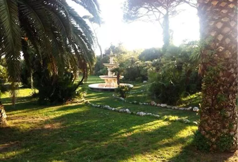 هتل Parco Dei Principi