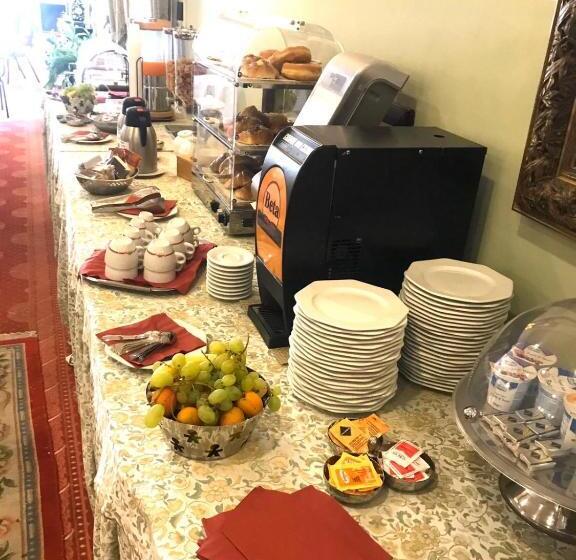 هتل Parco Dei Principi