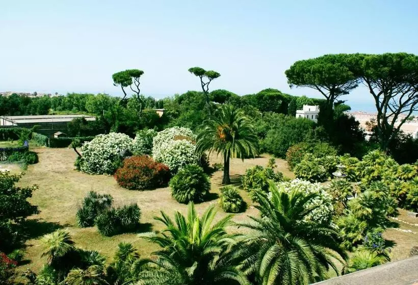 هتل Parco Dei Principi