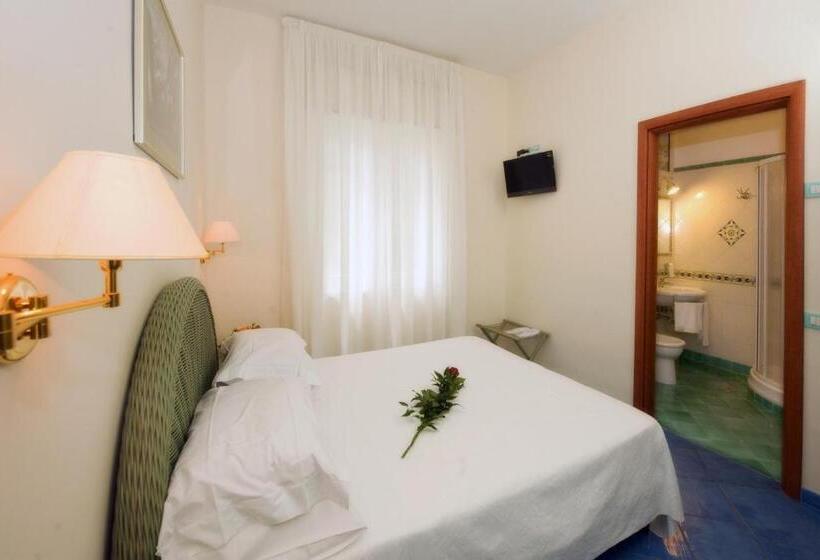 בית מלון כפרי Pensione Reale