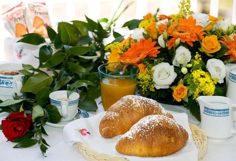 בית מלון כפרי Pensione Reale