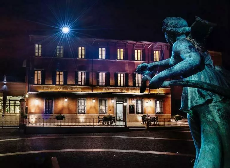 ホテル Ristorante Alla Vittoria