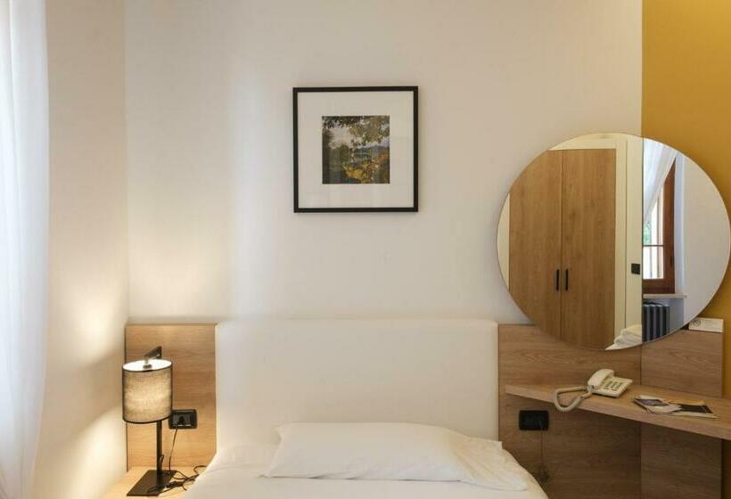 فندق Ristorante Alla Vittoria