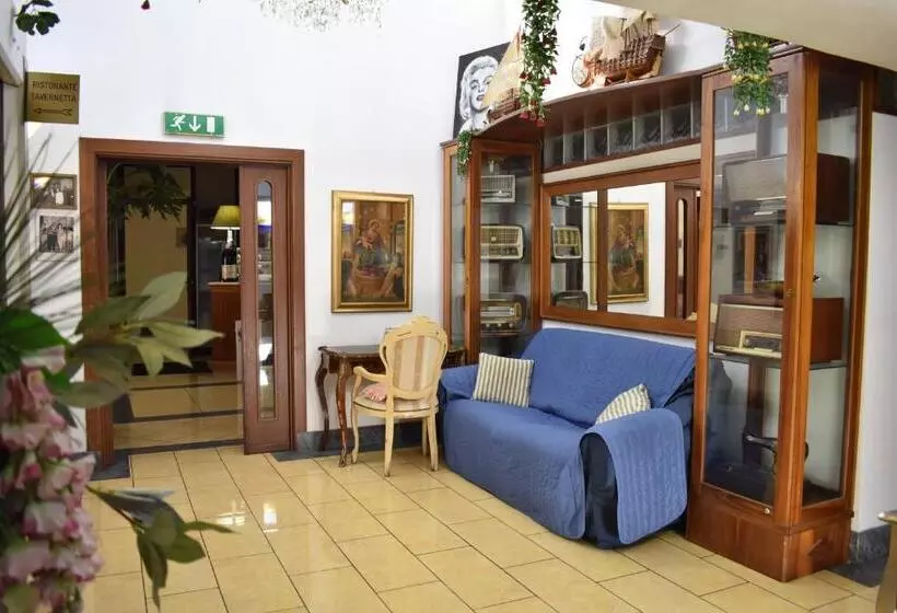 ホテル Ristorante Amitrano