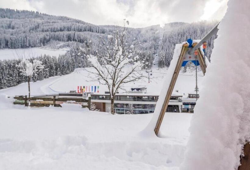 בית מלון כפרי Seeber