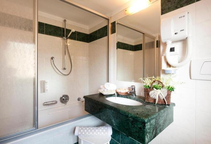 Mountain Hotel Mezdì