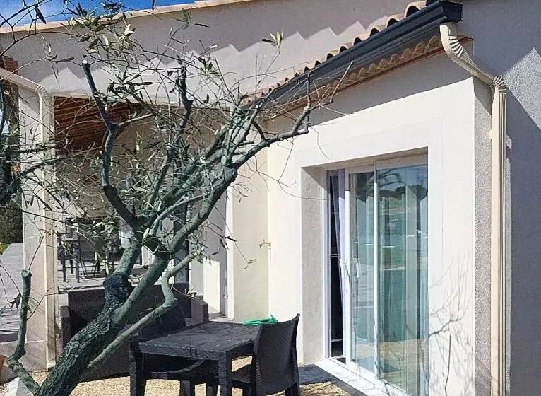 Aamiaismajoitus (B&B) Chambre D Hôtes Le Petit Valadas à 7km D Uzes