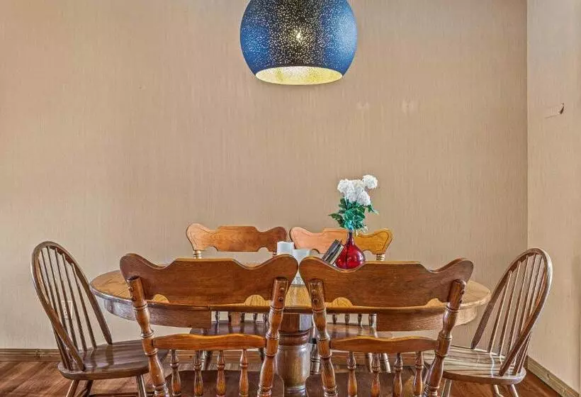 Bow Valley Chalets Entire 2 Bedrooms Townhouse