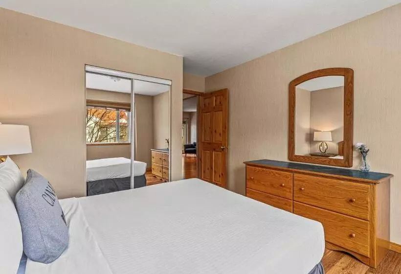 Bow Valley Chalets Entire 2 Bedrooms Townhouse