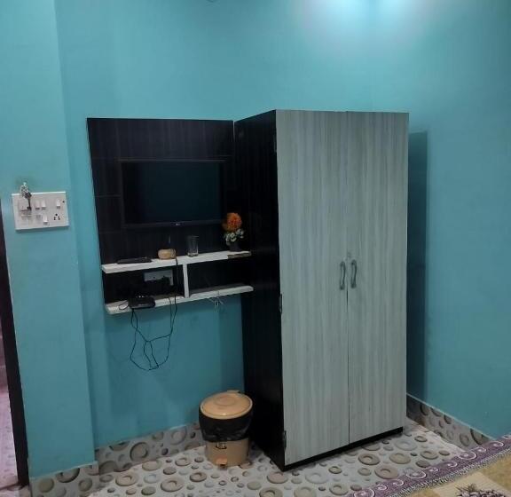 Отель Bidisha 2