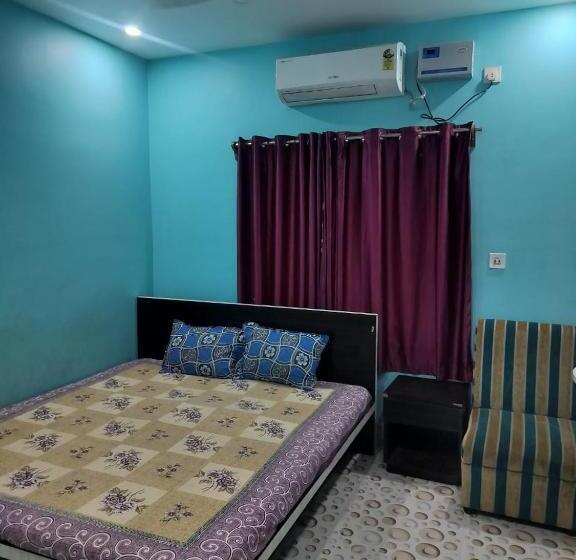 Отель Bidisha 2