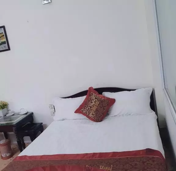 هتل Khách Sạn Viễn đông