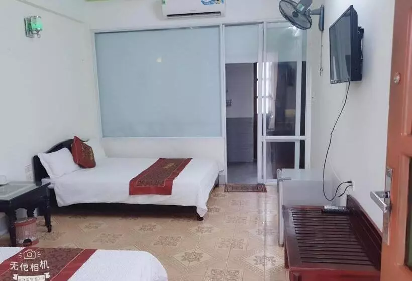 هتل Khách Sạn Viễn đông